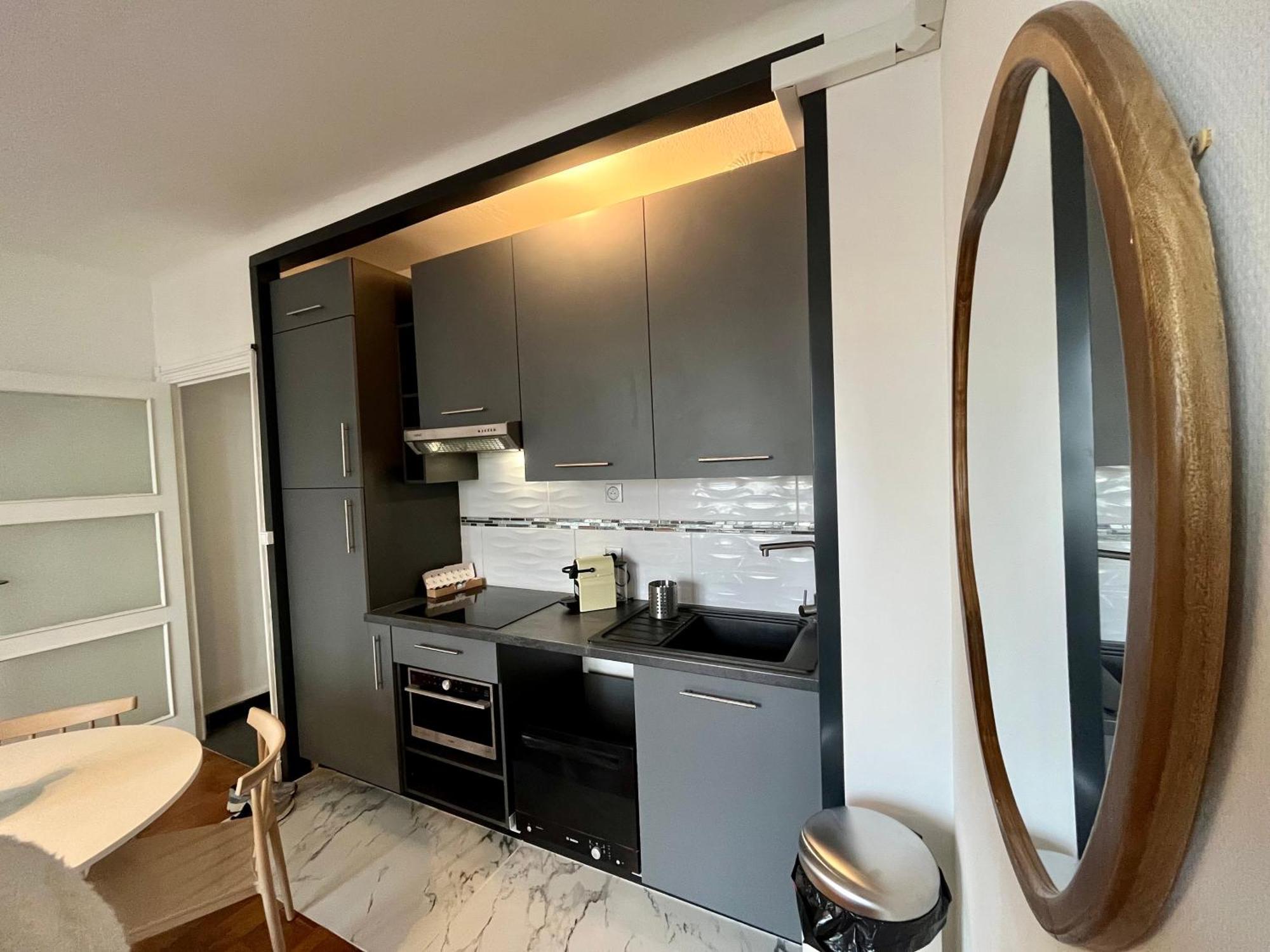 Suite Corneille Лион Экстерьер фото