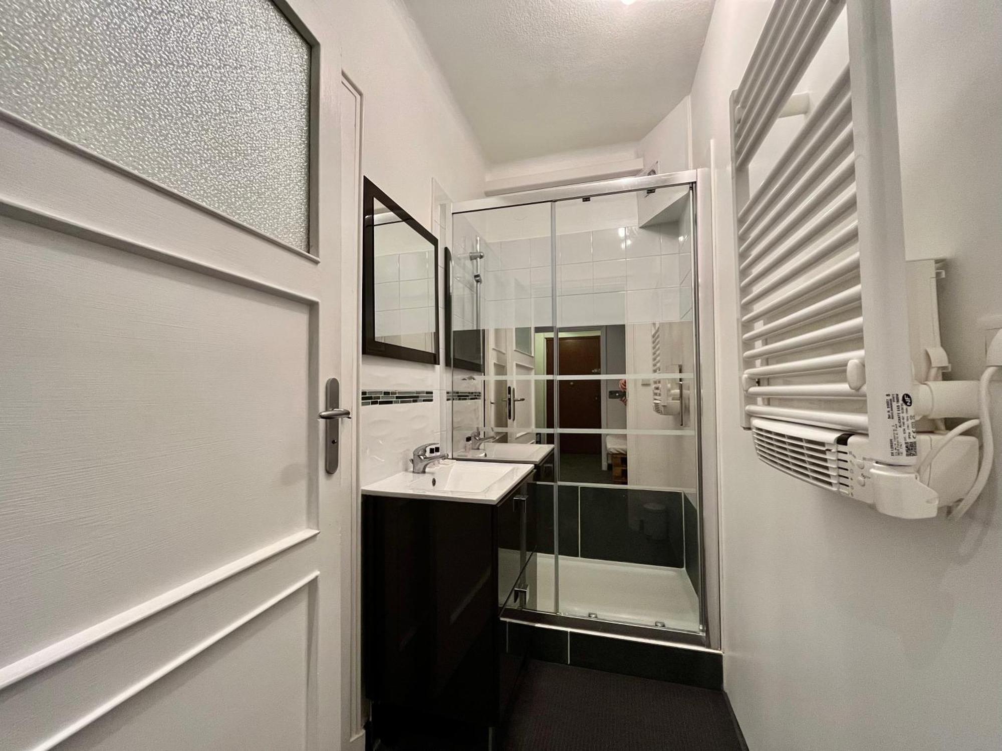Suite Corneille Лион Экстерьер фото